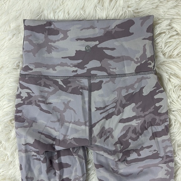 Lululemon Wunder Under High-Rise Tight 25" *Luxtreme Incognito Camo Jacquard Ice - Picture 6 of 6